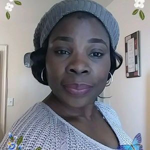 Meet your Posher, Olufunke